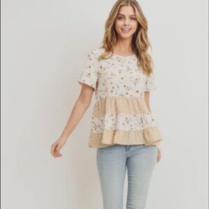 Paper Crane Floral Ruffle Women’s Blouse - Cream and Tan